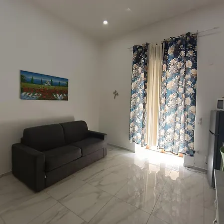 Annydue 4* Naples