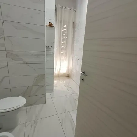 Bed & Breakfast Annydue Naples